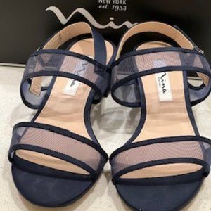 Womens size 7 Navy Blue Evening Sandals